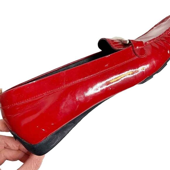 Vintage Stuart Weitzman Moccasins Loafers Patent Red Leather Silver Buckle 9.5 - Picture 4 of 11